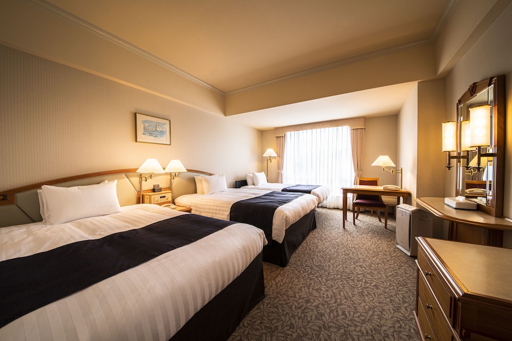 Kure Hankyu Hotel 3/28