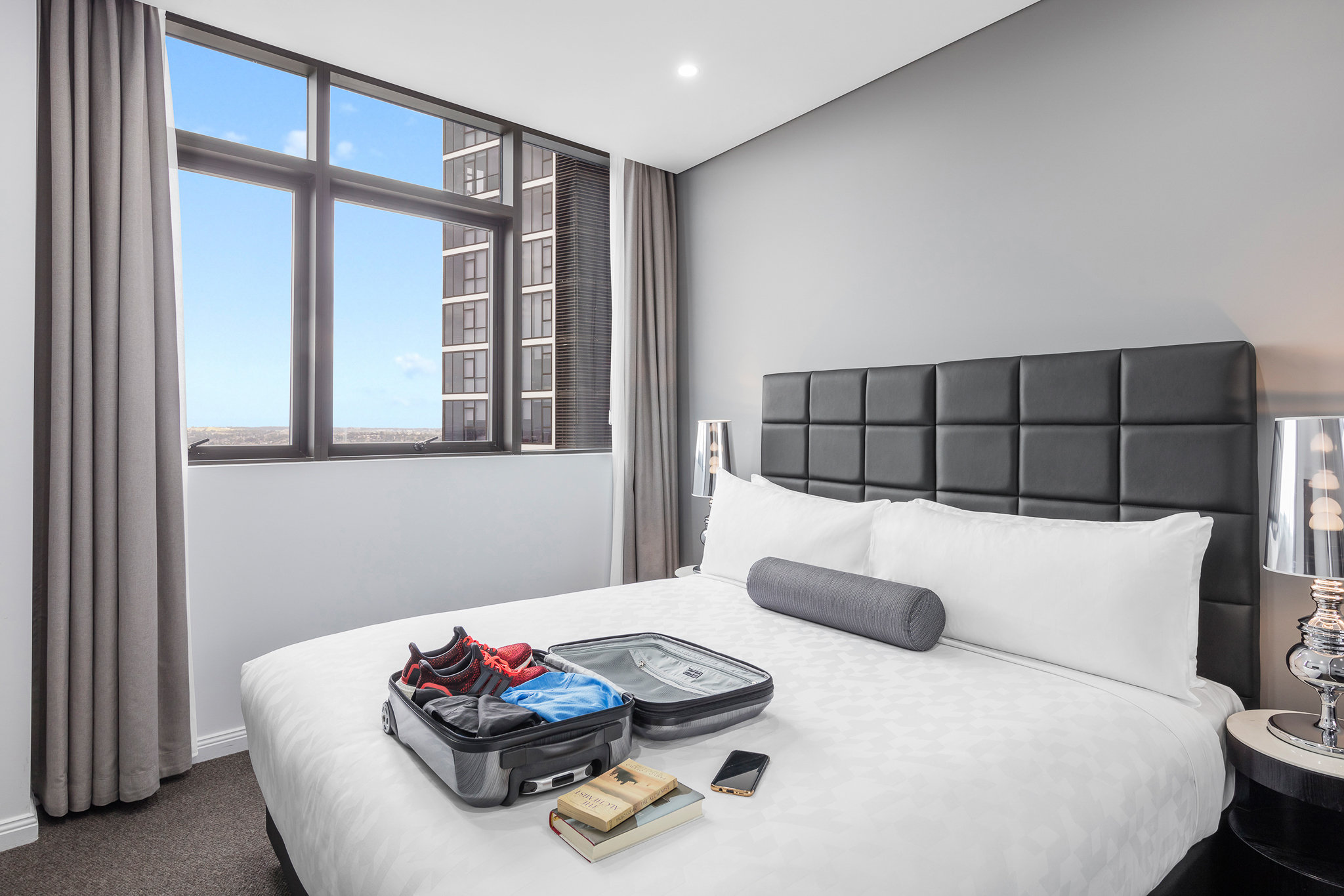 Meriton Suites Church Street Parramatta 6/25