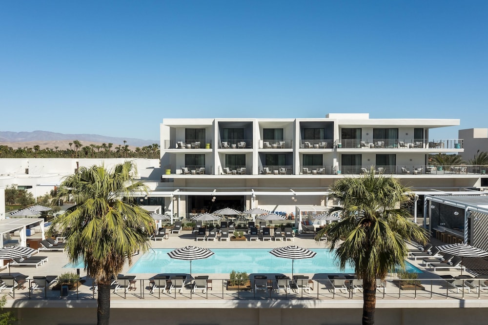Thompson Palm Springs By Hyatt 2/48