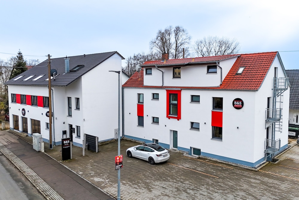 B&S Hotel 46/53