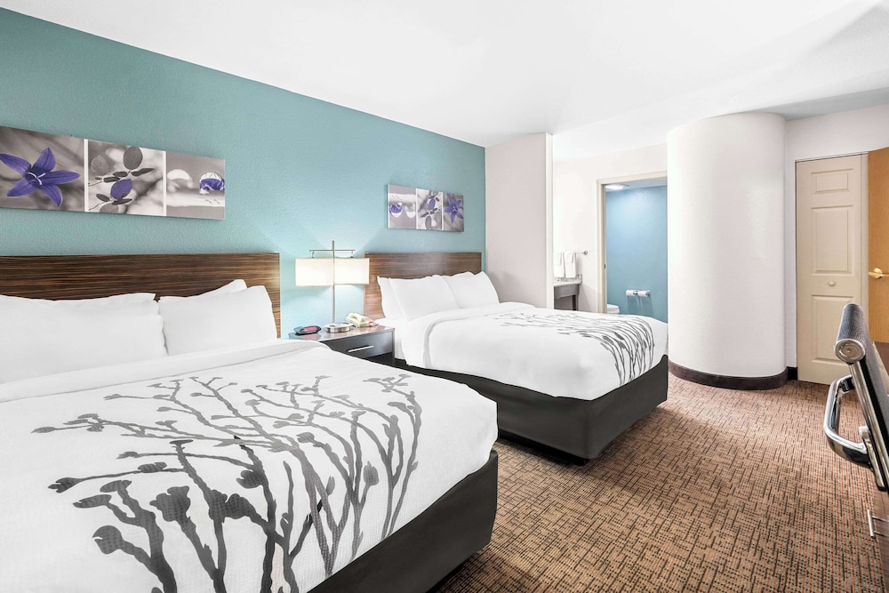 Sleep Inn and Suites Kingsport TriCities Airport 13/50