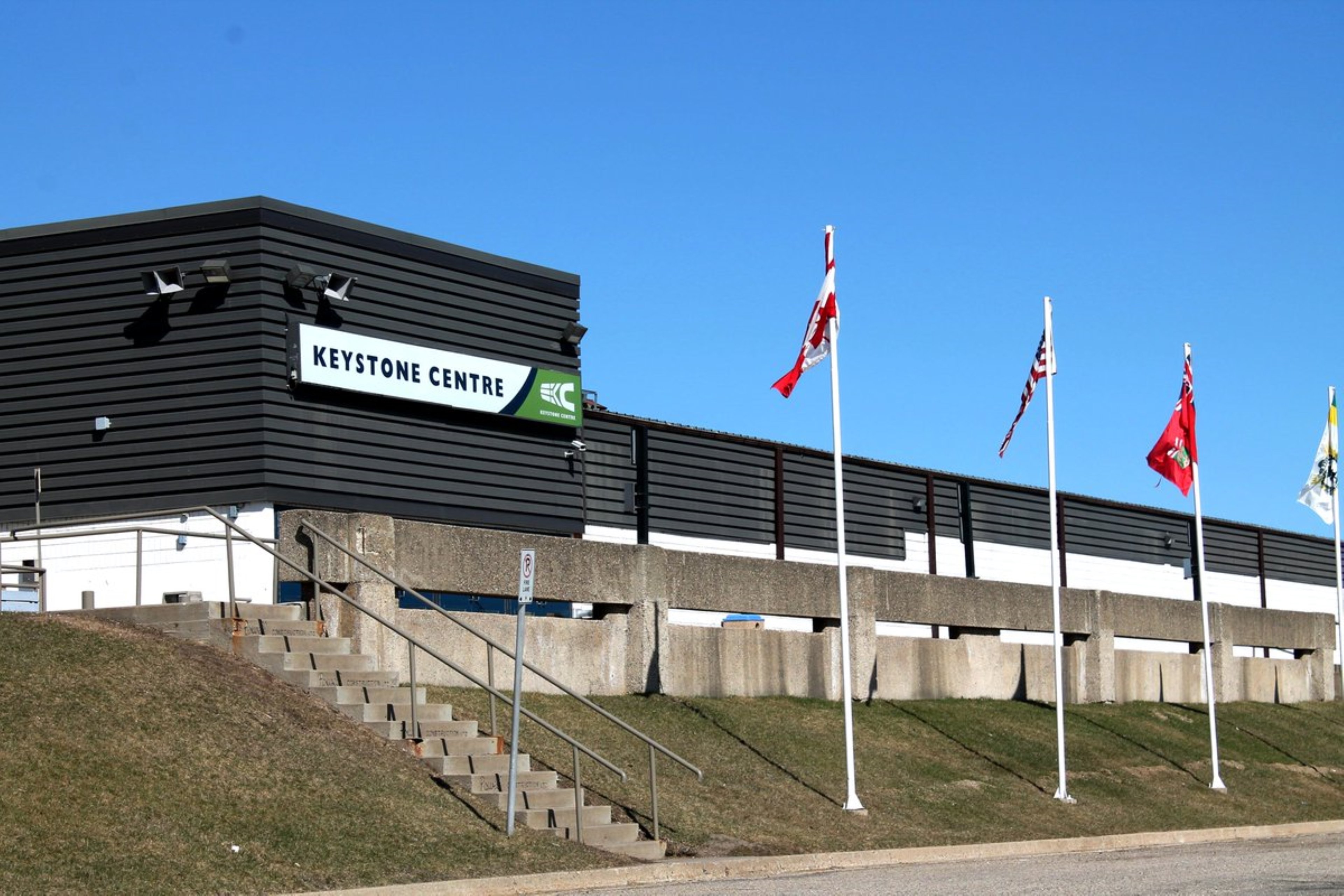 Holiday Inn Express And Suites Brandon 71/74