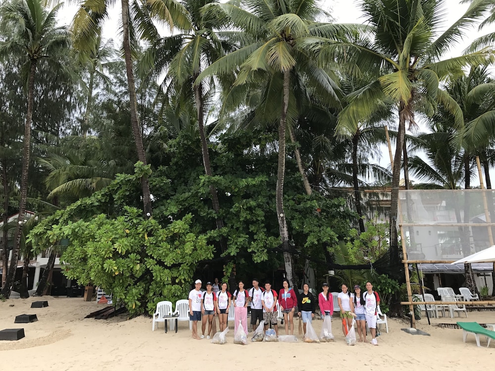 Cocoloco Boracay Beach Resort 57/74
