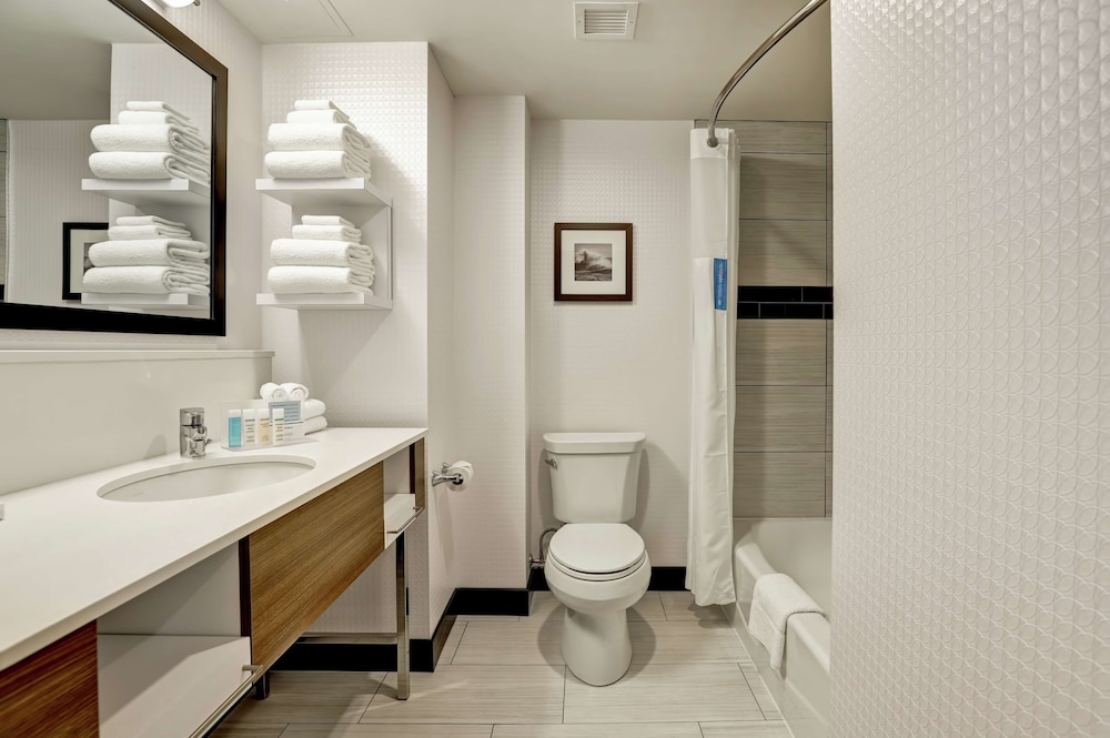 Hampton Inn St Catharines Niagara On 15/55