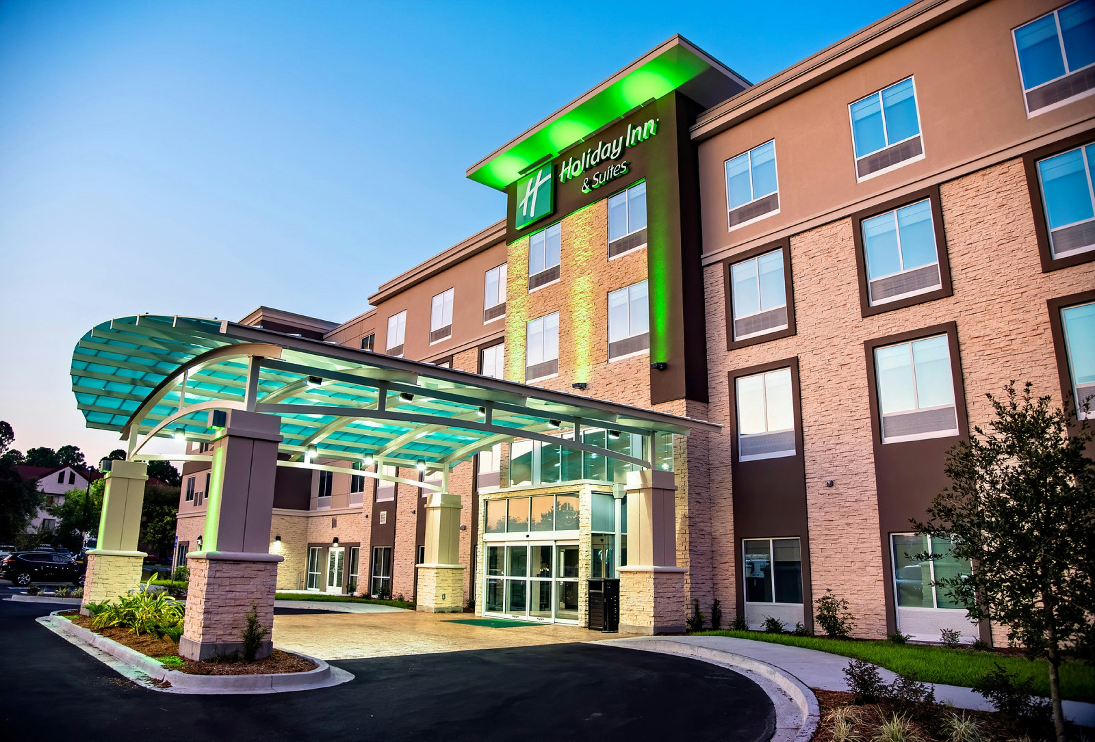 Holiday Inn Suites Savannah Airport Pooler 4/74