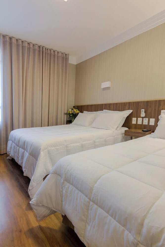 HOTEL NOHOTEL 12/48