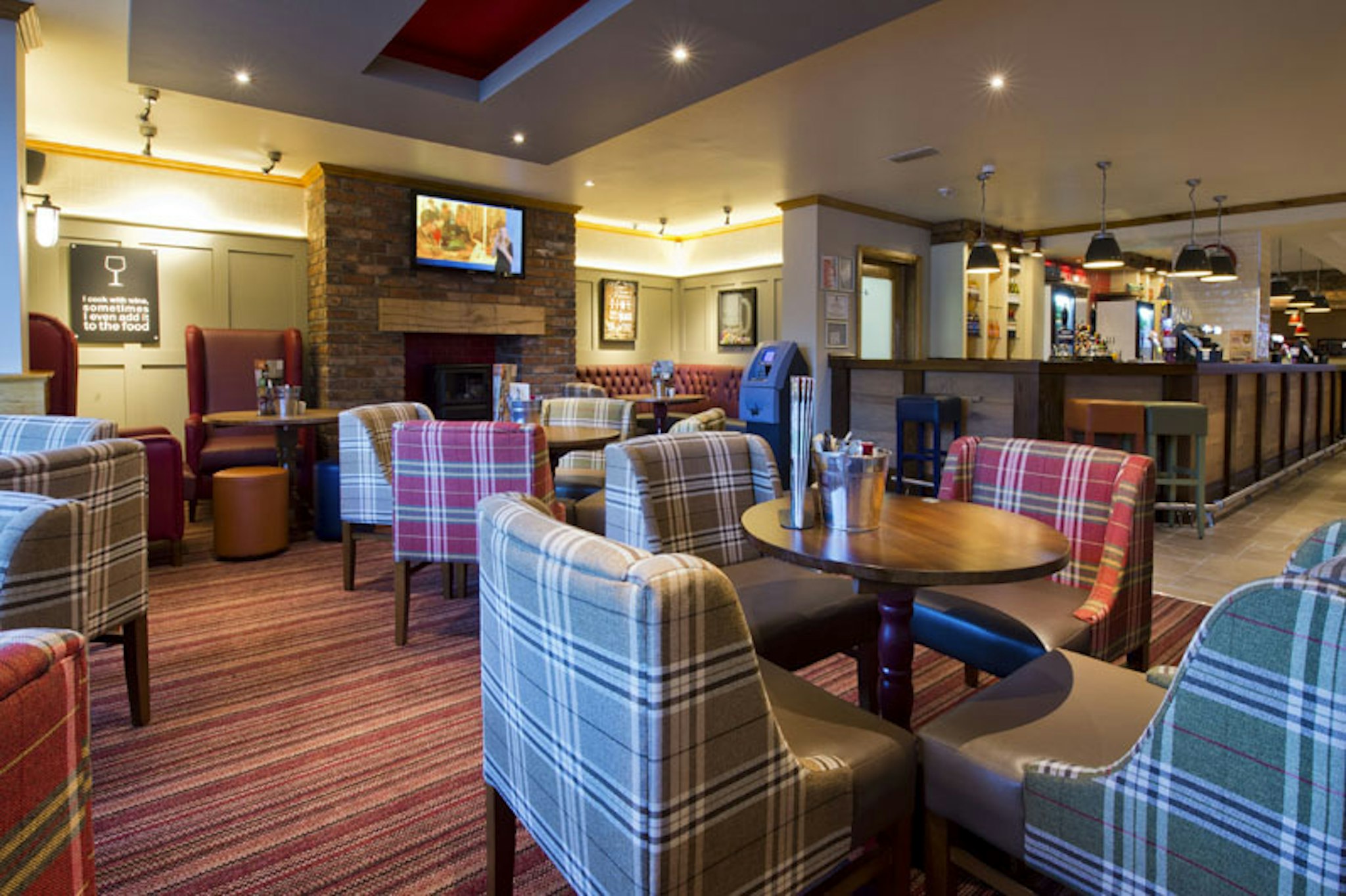 Premier Inn Swansea North 20/46