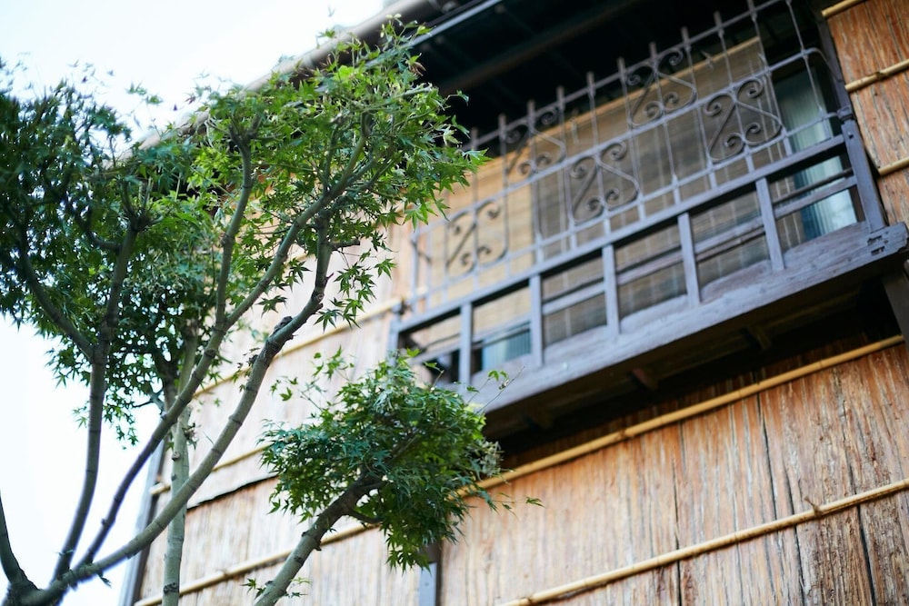 Takeyaso Inn 1/33