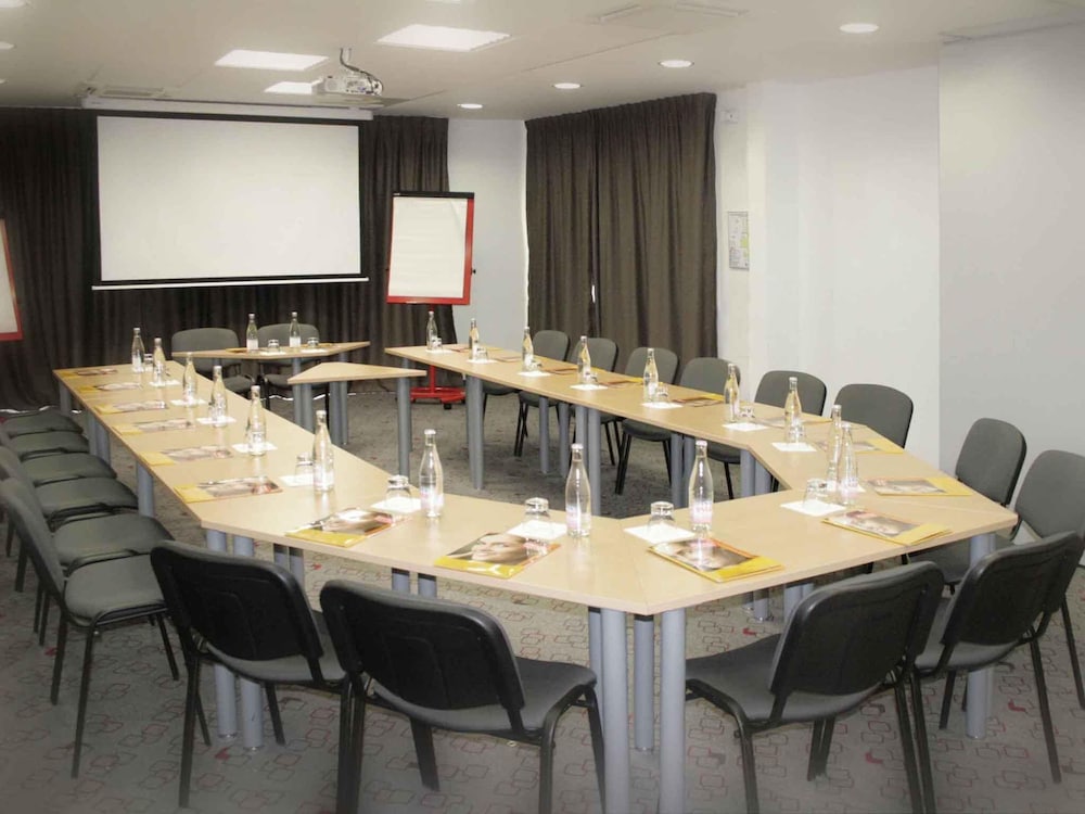 Ibis Istres Trigance 29/32