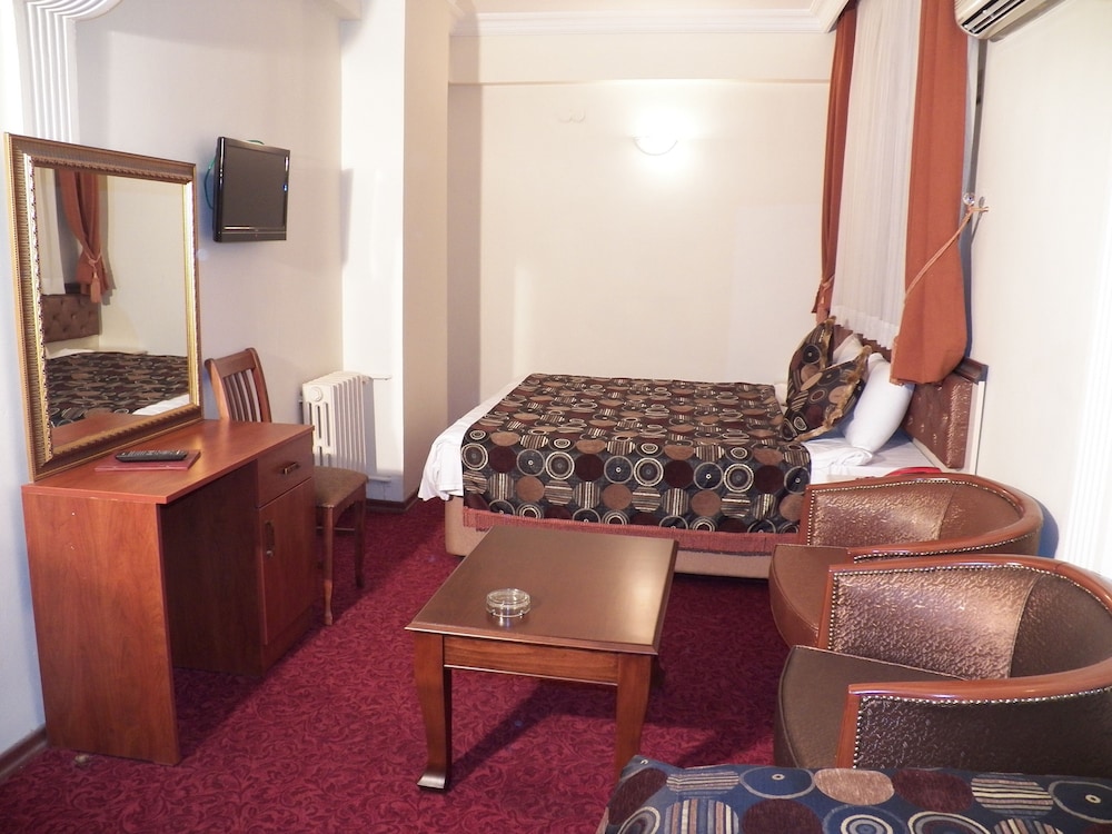Topkapi Sabena Hotel 46/70