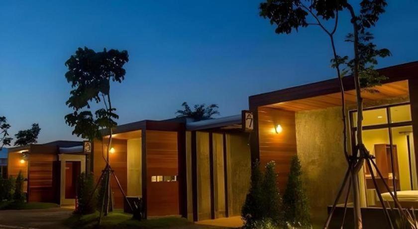 The Infinite Resort Nakhon Sawan 3/30