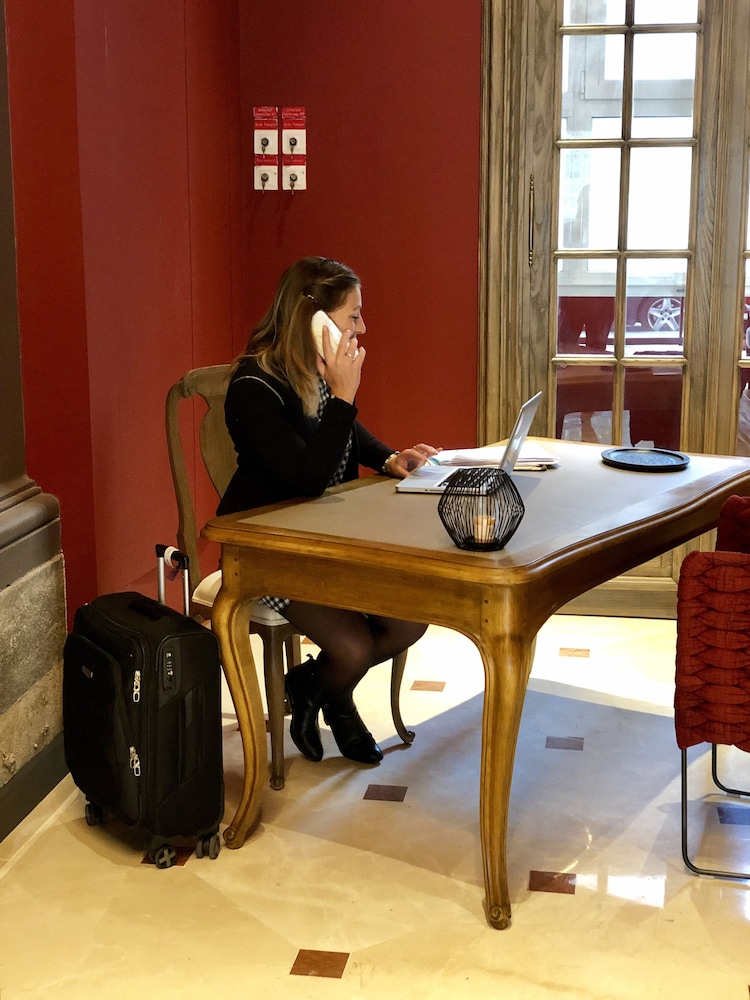 Mercure Rennes Place Bretagne 41/68