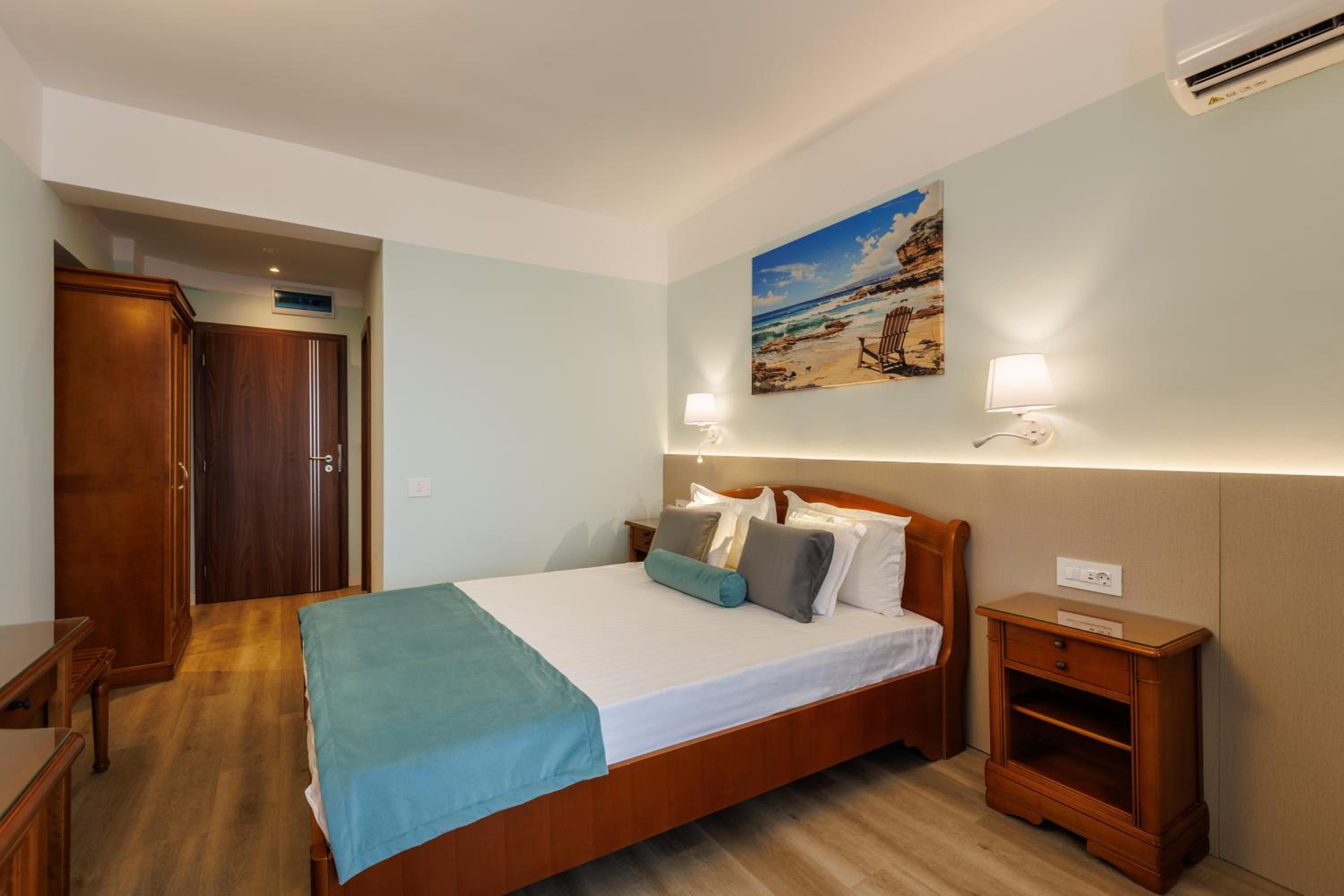 Amiral Hotel 19/55