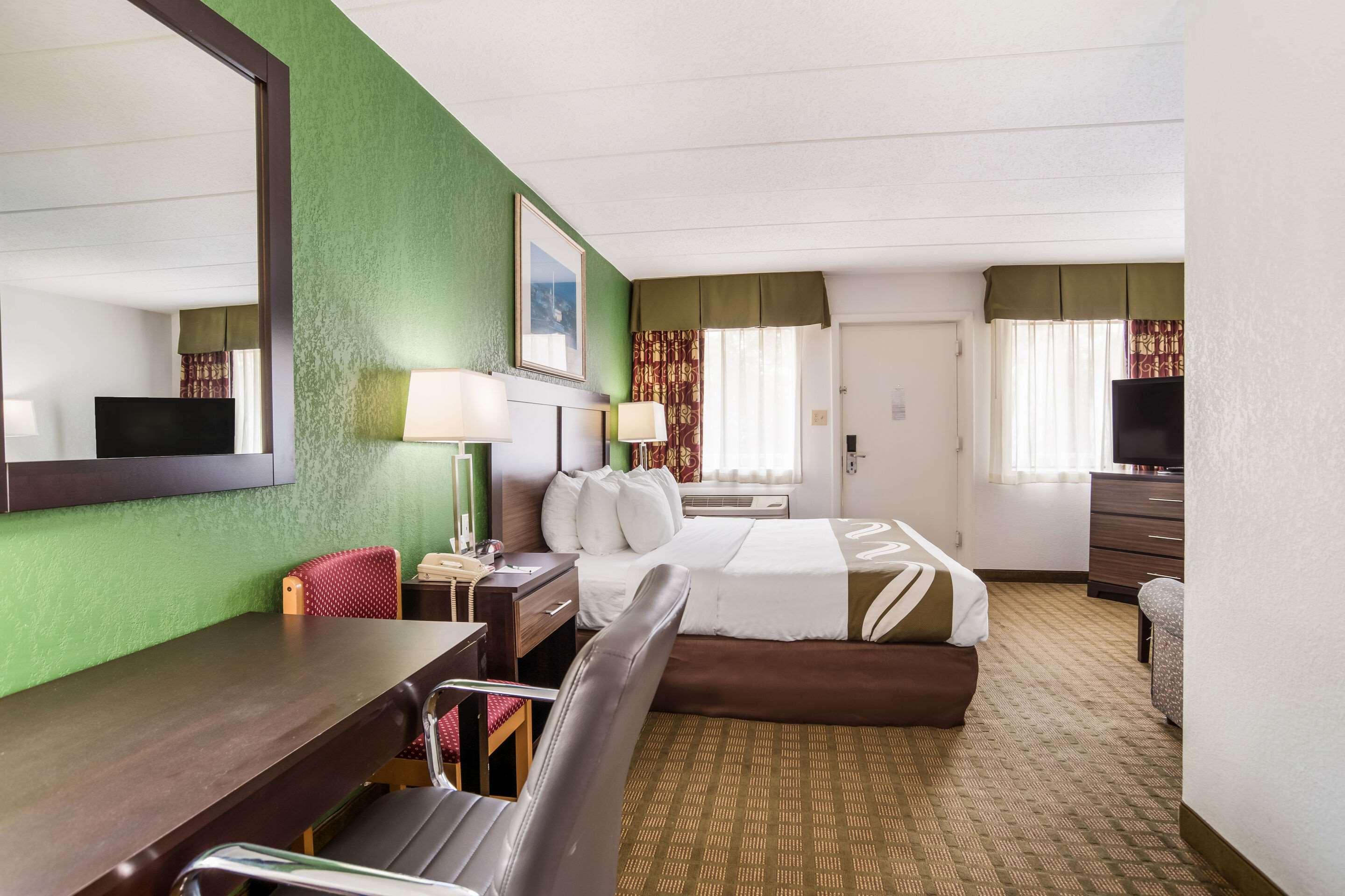 غرفة بسرير كينج، Quality Inn Mount Vernon 4/5