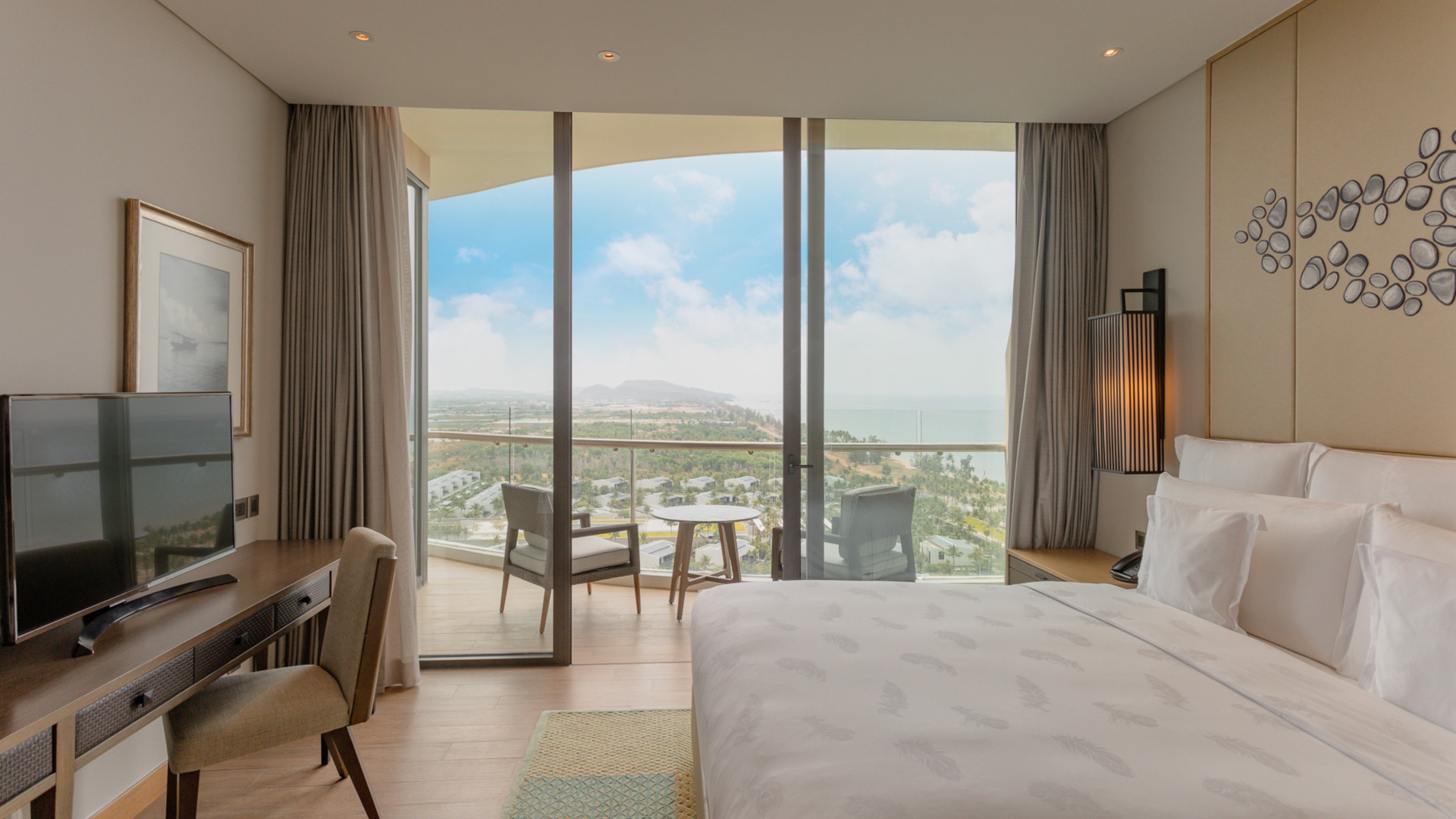 Intercontinental Phu Quoc Long Beach Resort 12/50