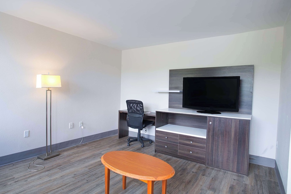Americas Best Value Inn Winston-Salem NC 32/45