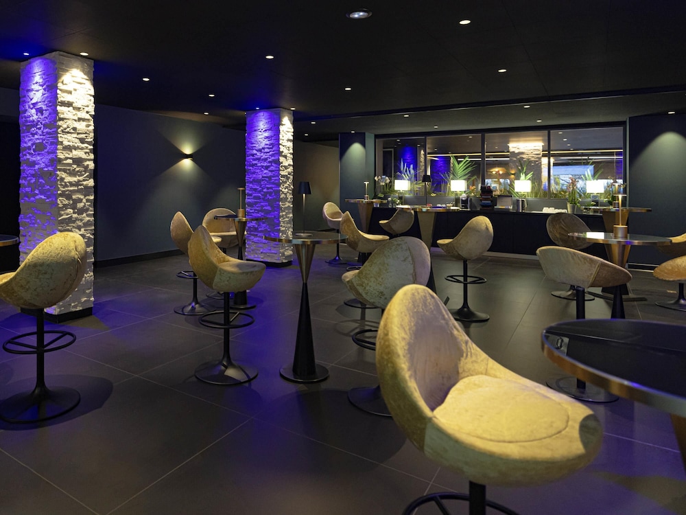 MERCURE ORLEANS CENTRE 46/62