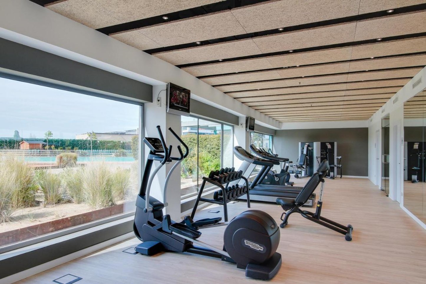 Barcelona Airport Hotel 49/86