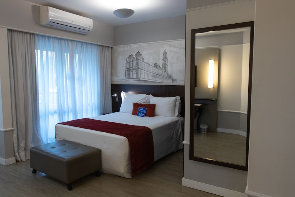 DELUXE, DOUBLE BED