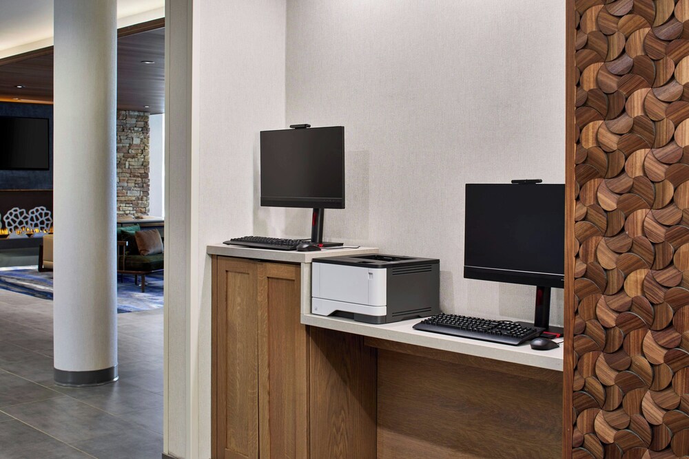 Fairfield By Marriott Inn & Suites Cornelia 19/25