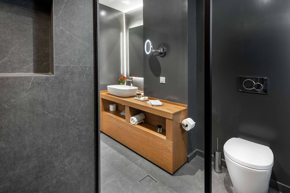 Days City Suites 48/57