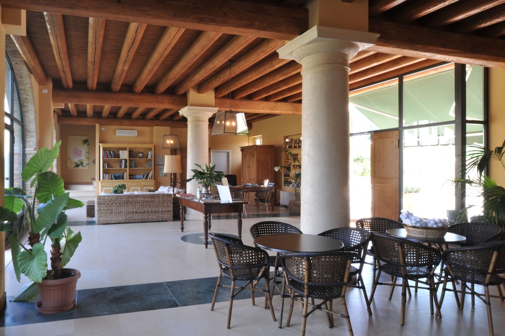 Relais Corte Paradiso 62/76