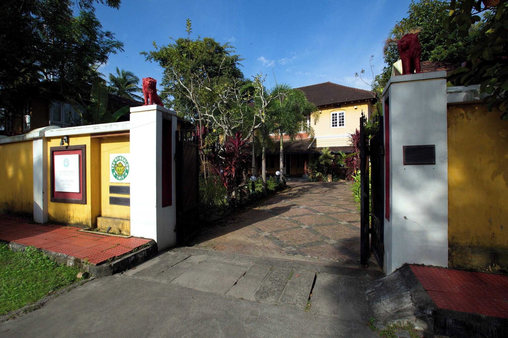 TEA BUNGALOW 24/31