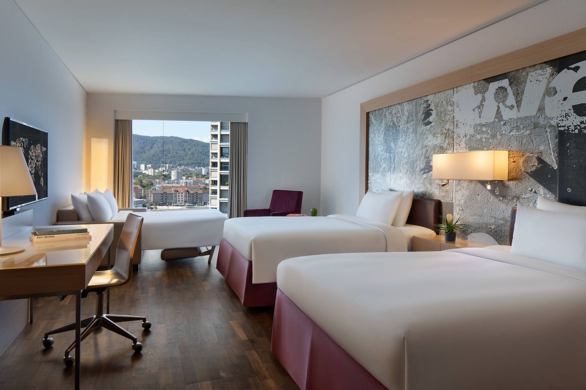 غرفة عائلية بسريرين مزدوجين، RENAISSANCE ZURICH TOWER HOTEL 2/7