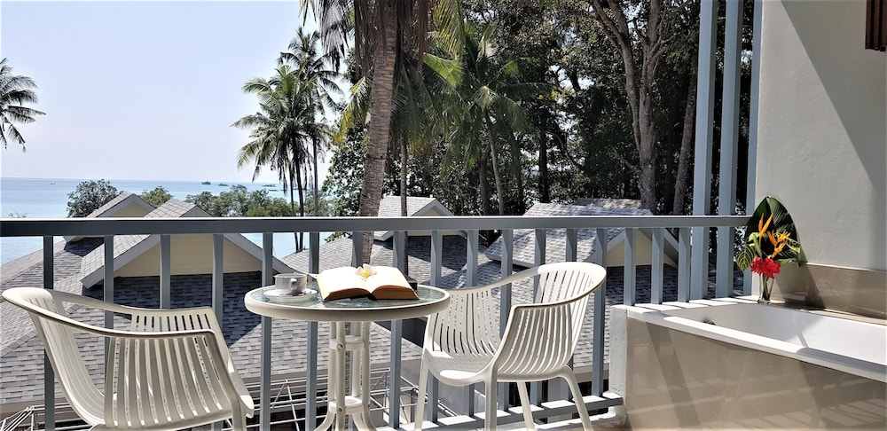 Villa Cha Cha Krabi Beachfront Resort 53/69