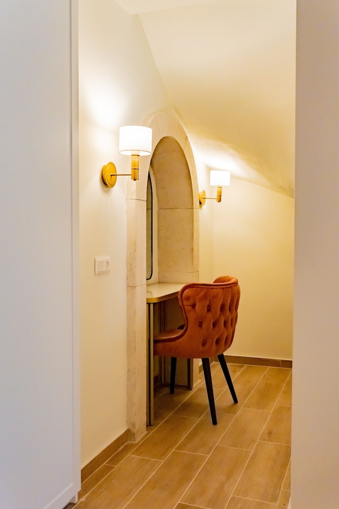 Casa Del Balsamo 42/68