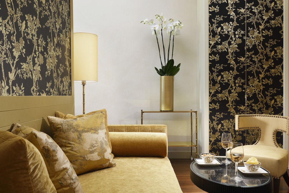 Hotel San Firenze Suites And Spa 48/75