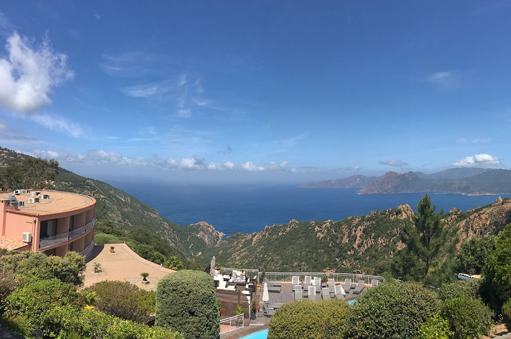 Hotel Capo Rosso 30/37