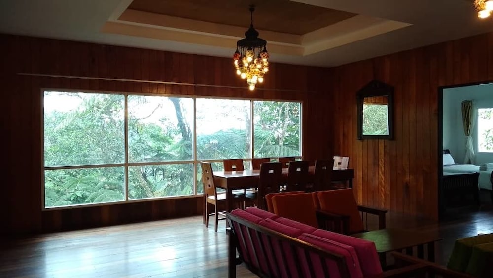 Ayana Holiday Resort 46/68