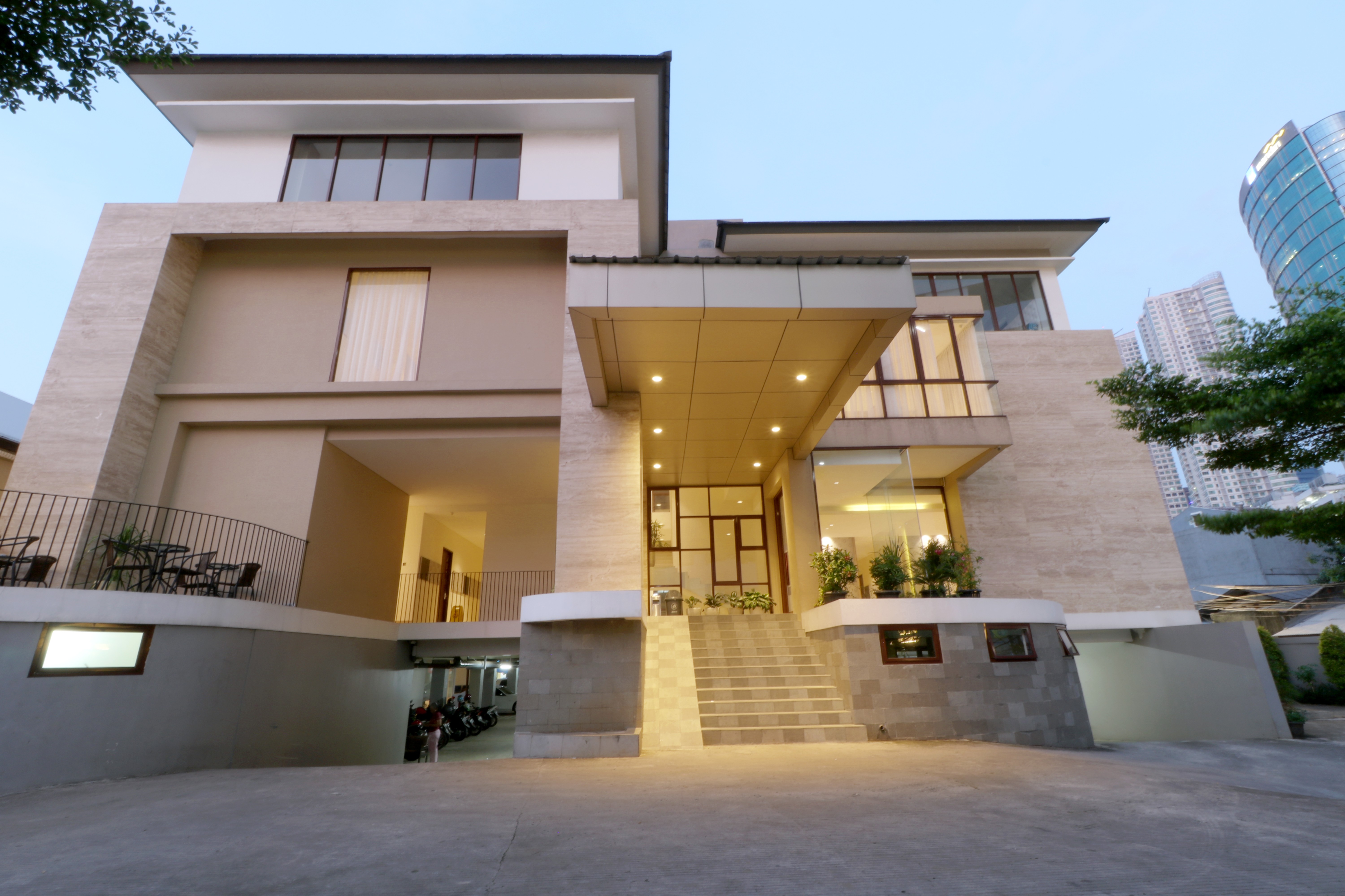 Plaza 54 Residence 3/54