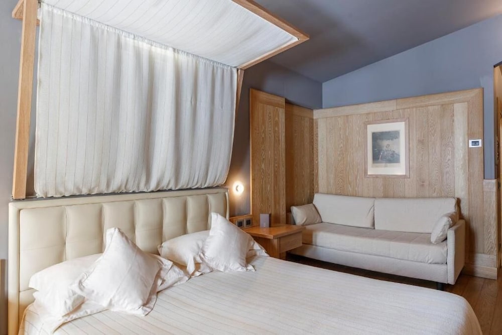 Hotel Spinale 12/48