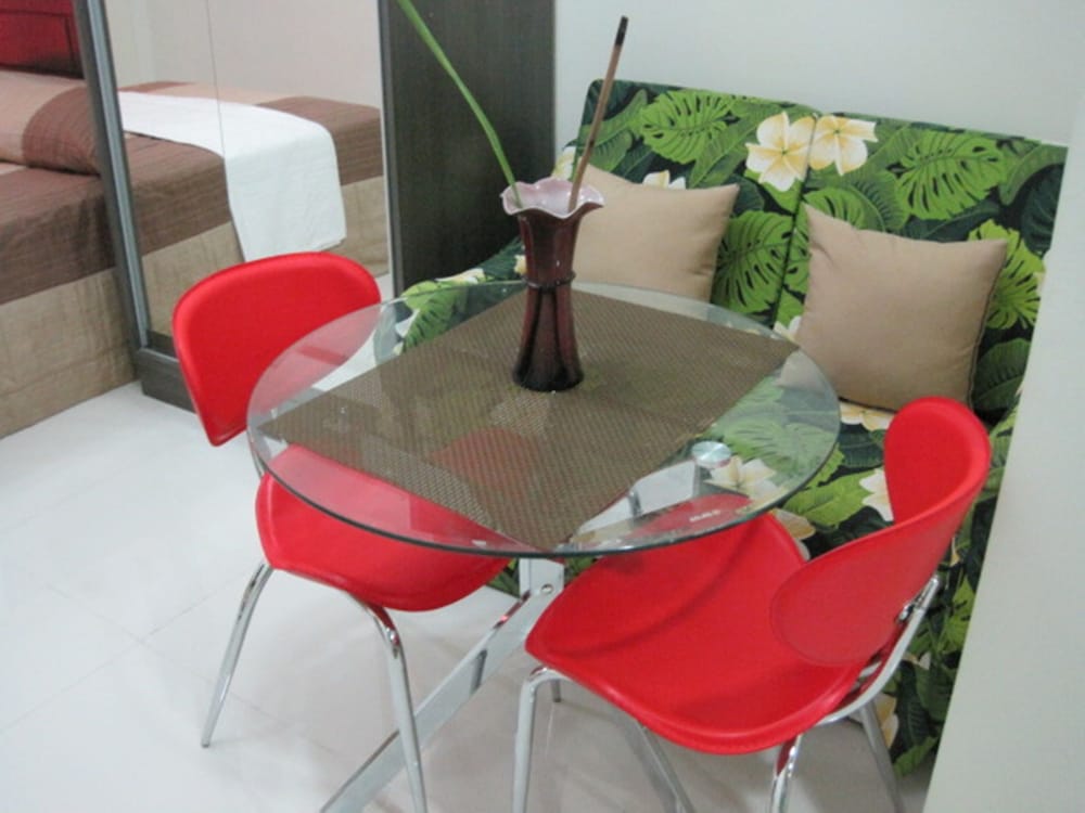Premium Residence The Currency Ortigas 42/50