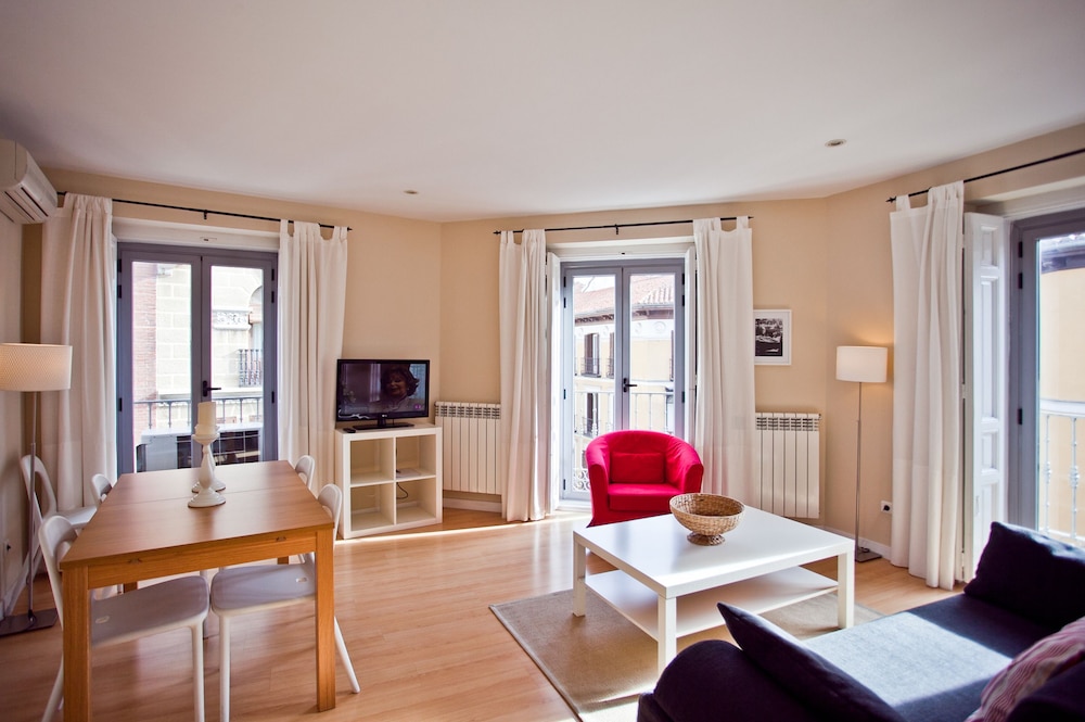 MADRID CENTRAL SUITES 21/26