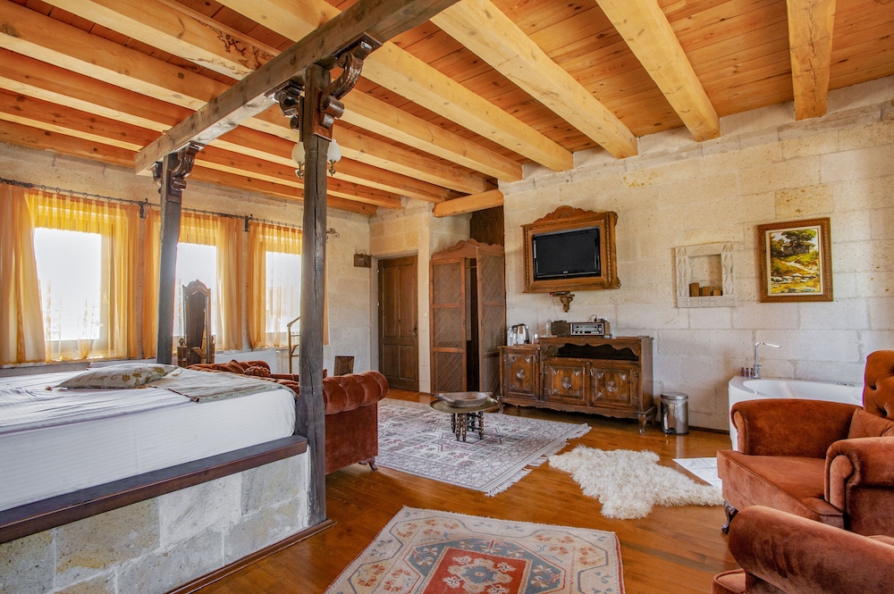 Ottoman Cave Suites 61/77