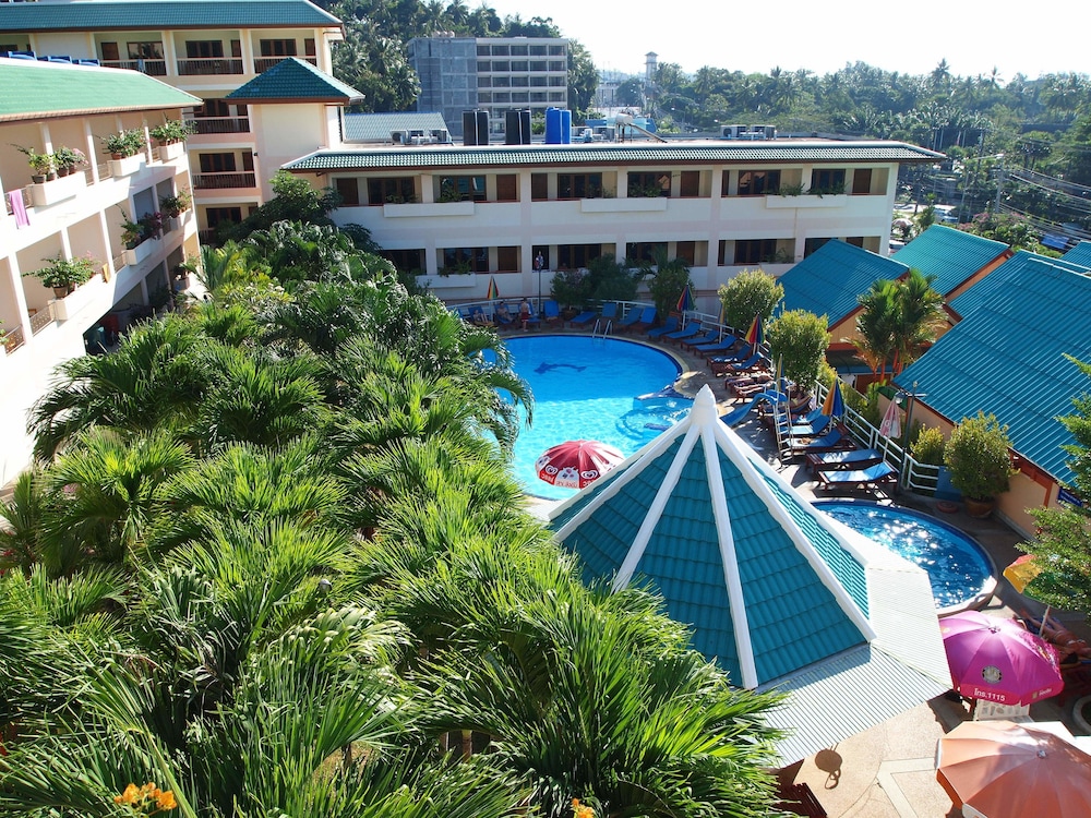 Karon Village Hotel 8/49