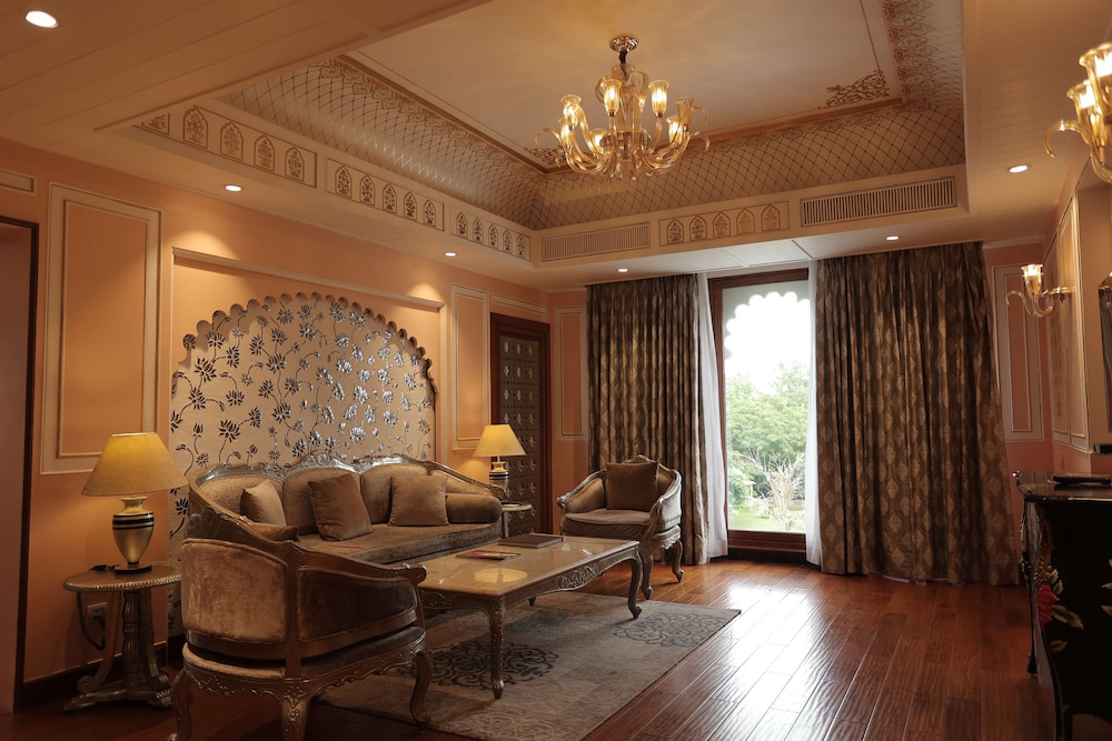 Radisson Blu Udaipur Palace Resort And Spa 46/74