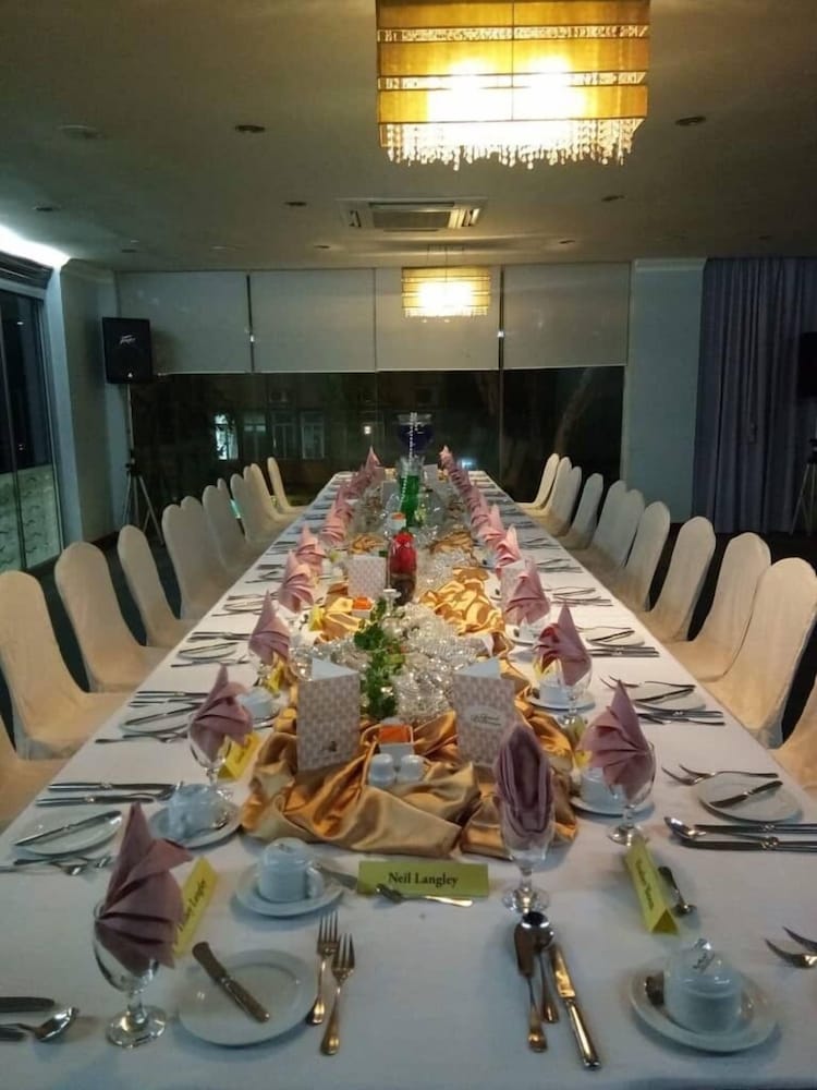 Hotel Sandakan 71/75