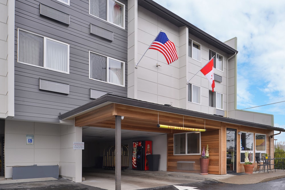 Clackamas Inn Suites 39/42