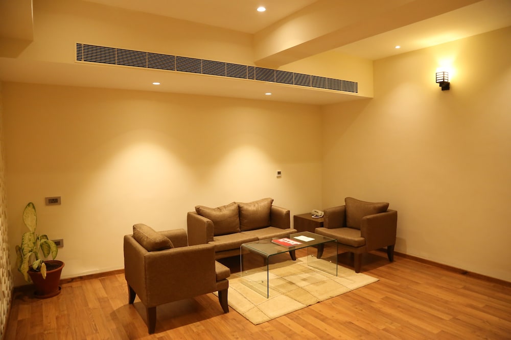 HOTEL EEFA 18/28