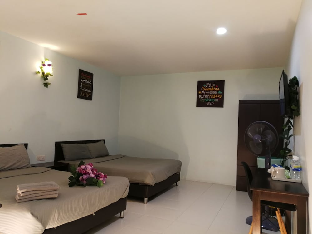 Live Com Hotel 25/30