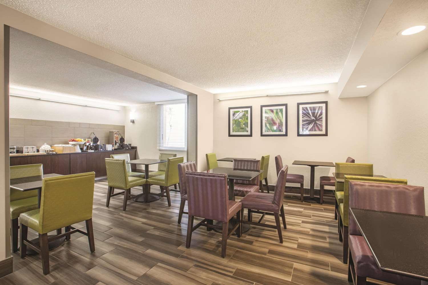 La Quinta Inn & Suites by Wyndham Fort Lauderdale Tamarac 17/32