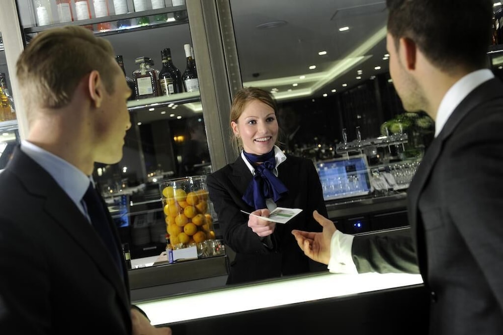 VAN DER VALK HOTEL EINDHOVEN 7/62