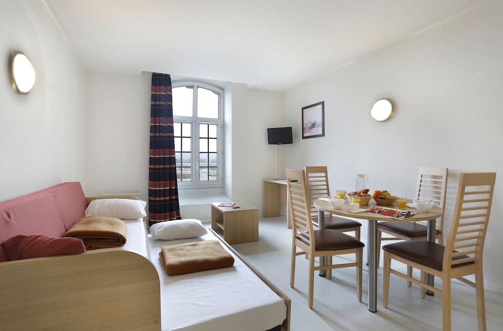 Vacanceole Les Demeures Champenoises 25/33
