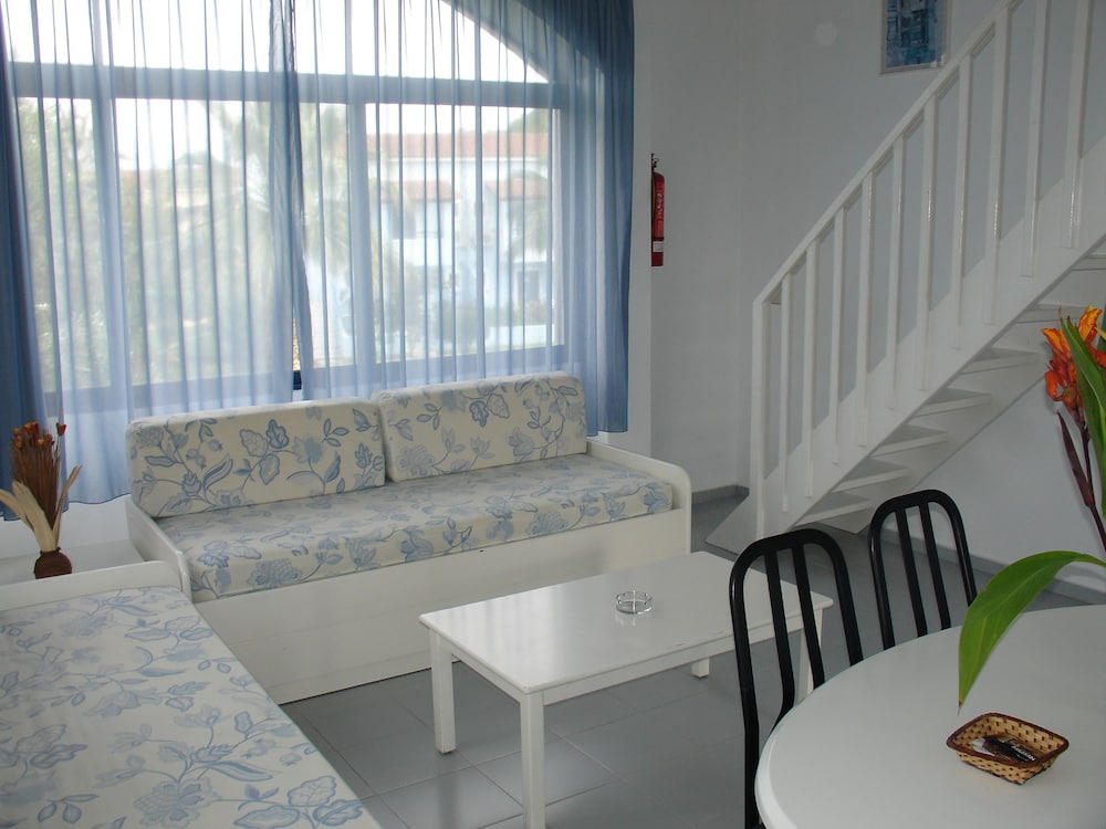 Govino Bay 27/50