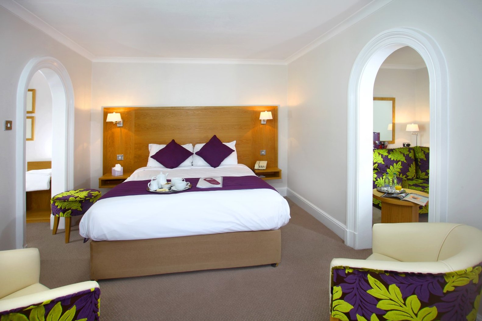 Chequers Hotel 13/58