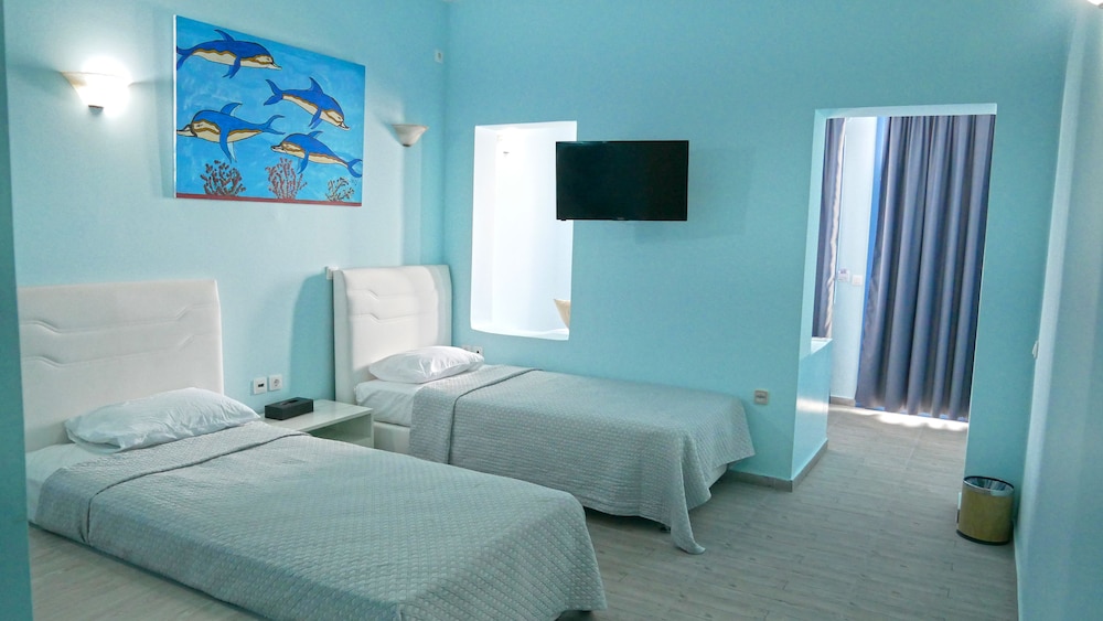 Family, 1 Single and 2 Double Beds, Terrace